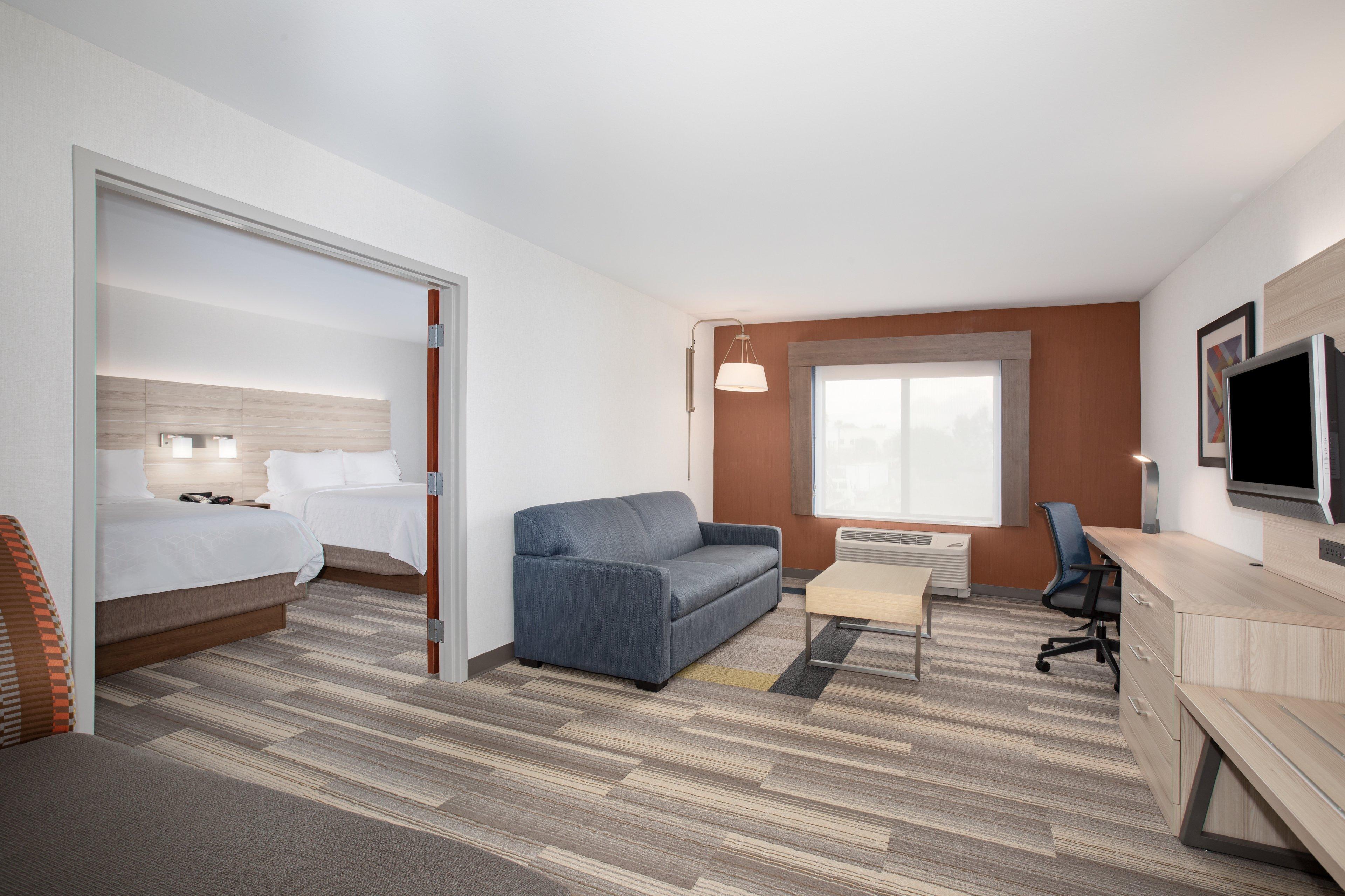 Holiday Inn Express Ontario By Ihg Creekside Eksteriør billede