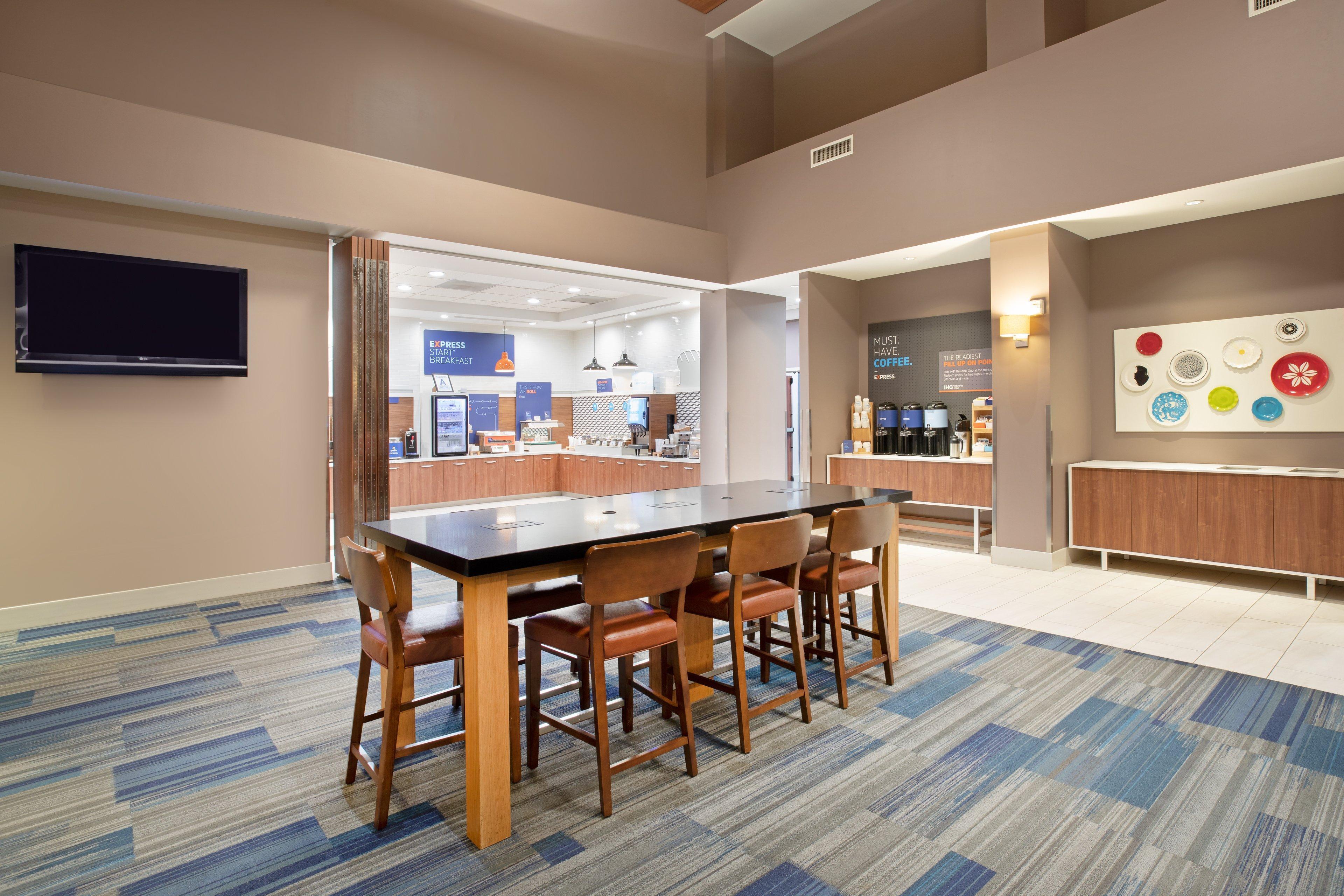 Holiday Inn Express Ontario By Ihg Creekside Eksteriør billede