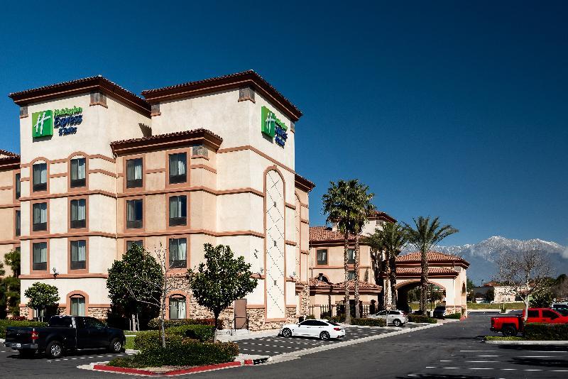 Holiday Inn Express Ontario By Ihg Creekside Eksteriør billede